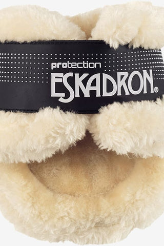 Eskadron Basic Bakskydd Faux Fur