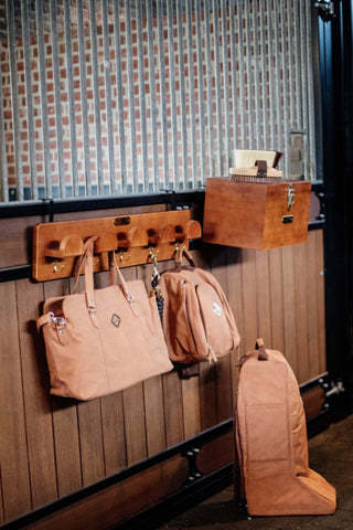 Stajenny kufer na szczotki