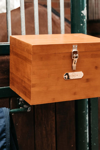 Stajenny kufer na szczotki