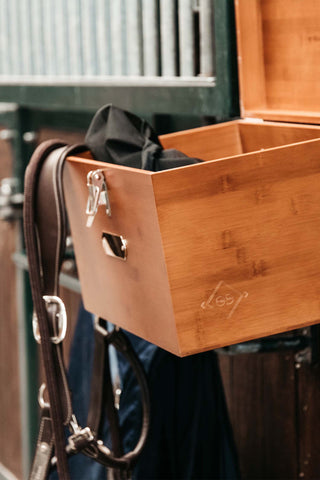 Stajenny kufer na szczotki