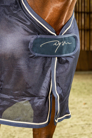 Derka siatkowa przeciwko muchom