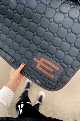 Equiline Loop Huva E-Logga