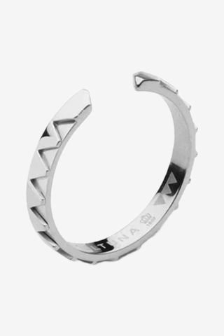 Get The Gallop Ring Sharktooth Smal