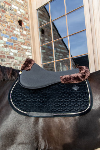 Czaprak Kentucky z sztucznej owczej skóry